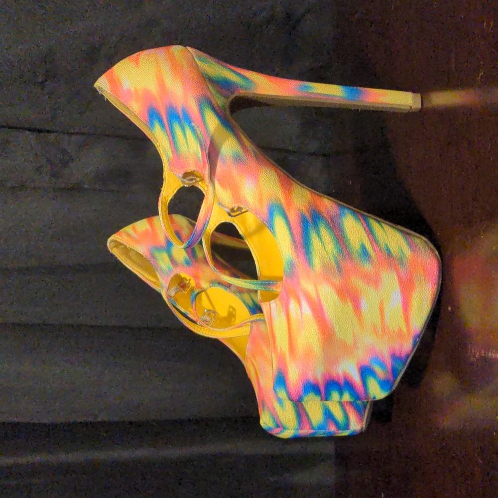 Women's Ami Club Wear Stiletto Heels Multi color.